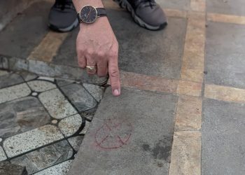 Penembakan Pekalongan Terekam CCTV: Polisi Kejar Pelaku!