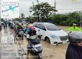 Banjir Pantura Semarang-Demak Kendaraan Mengular Macet Parah – Aksara Lokal Banjir Pantura Semarang-Demak: Kendaraan Mengular, Macet Parah!