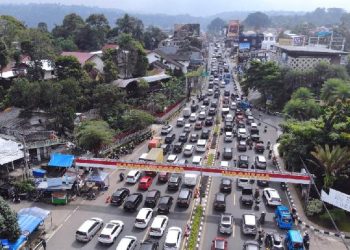 Libur Imlek: 610 Ribu Kendaraan Padati 5 Ruas Tol