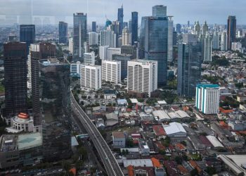 Moodys Pangkas Outlook RI Jadi Negatif, Begini Analisis Tajam Pengamat