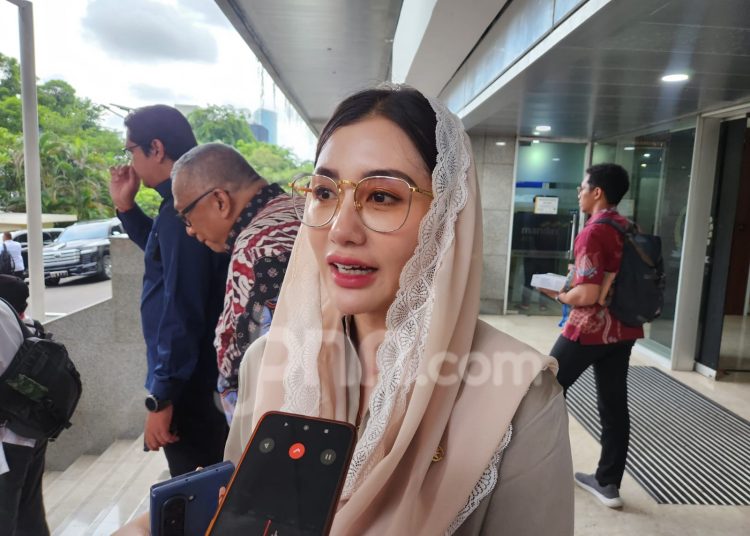 AI Ancaman Film PDIP Desak Pemerintah Segera Bertindak – Aksara Lokal AI Ancaman Film? PDIP Desak Pemerintah Segera Bertindak!