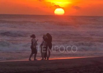Gempa Yogya: Pantai Selatan Aman, Wisatawan Tetap Berkunjung