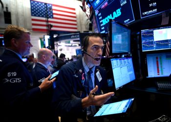 Dow Jones Rekor, Wall Street Goyah Dihantam Data AS