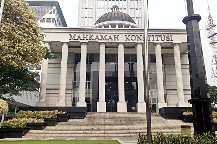 Guru Honorer Gugat Anggaran Pendidikan ke MK – Aksara Lokal Guru Honorer Gugat Anggaran Pendidikan ke MK