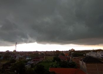 BMKG Bali-Jatim Siaga Cuaca Ekstrem Hujan Lebat 13 Februari 2026 – Aksara Lokal BMKG: Bali-Jatim Siaga Cuaca Ekstrem, Hujan Lebat 13 Februari 2026