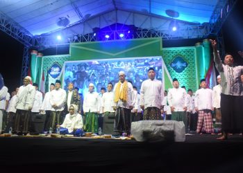 Tiba di Jatim, Prabowo Hadiri Mujahadah Kubro Satu Abad NU