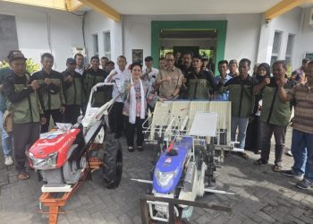 Titiek Soeharto Salut: Polri Salurkan Puluhan Kontainer Bantuan Sumatra