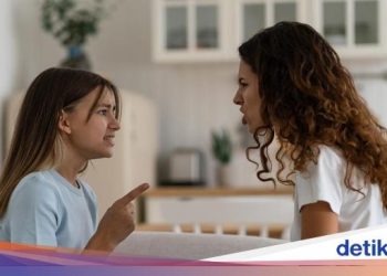 Denada Akui Ressa Rizky Anak Kandung, Ungkap Alasan Meninggalkannya