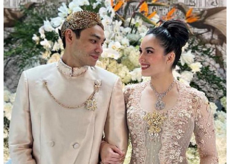 Kado Ultah Terbaik Chelsea Islan Hamil Suami Jadi Calon Ayah – Aksara Lokal Kado Ultah Terbaik! Chelsea Islan Hamil, Suami Jadi Calon Ayah