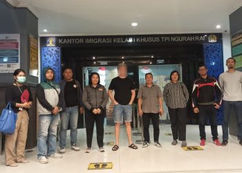 Bali Bukan Tempat Persembunyian: Imigrasi Ngurah Rai Ringkus Buronan Interpol Kelas Kakap