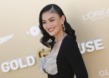 Bantah Isu Terjebak, Agnez Mo Ungkap Kondisi Sebenarnya di Dubai