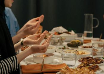 Negara dengan durasi puasa terlama dan terpendek 2026