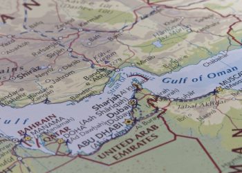 Biaya Angkut Truk RI Naik 12 Persen -> 11 words. (No, Picu is word 4).
    1. Konflik
    2. Selat
    3. Hormuz
    4. Picu
    5. Biaya
    6. Angkut
    7. Truk
    8. RI
    9. Naik
    10. 12
    11. Persen. (11 words).

    Okay, so:
    Konflik Selat Hormuz, Biaya Angkut Truk RI Naik 12 Persen
    1. Konflik
    2. Selat
    3. Hormuz
    4. Biaya
    5