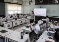Guru Sekolah Garuda Tanpa Istimewa: Kemendikti Tegaskan Keadilan