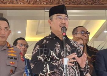 MKMK Dikritik Jimly: DPR Langgar Konstitusi?