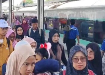KAI Cirebon layani 68.024 penumpang selama libur Imlek