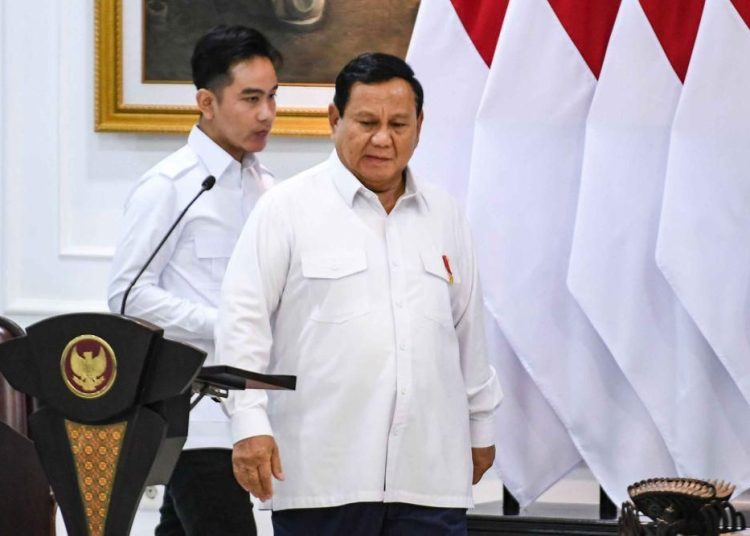 MK Diminta Larang Keluarga Presiden Maju Pilpres Cegah Dinasti Politik – Aksara Lokal MK Diminta Larang Keluarga Presiden Maju Pilpres, Cegah Dinasti Politik