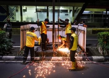 Monorel Rasuna Said Dibongkar Tuntas: Trotoar & Taman Baru Siap!