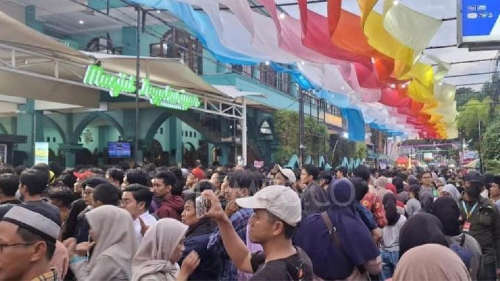 Kampoeng Ramadhan Jogokariyan Yogyakarta Resmi Dibuka Yuk Berburu Takjil – Aksara Lokal Kampoeng Ramadhan Jogokariyan Yogyakarta Resmi Dibuka, Yuk Berburu Takjil!