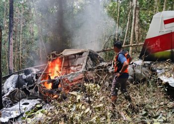 Tak Disangka! Pilot Susi Air Terima Sinyal Darurat Pelita Air Jatuh