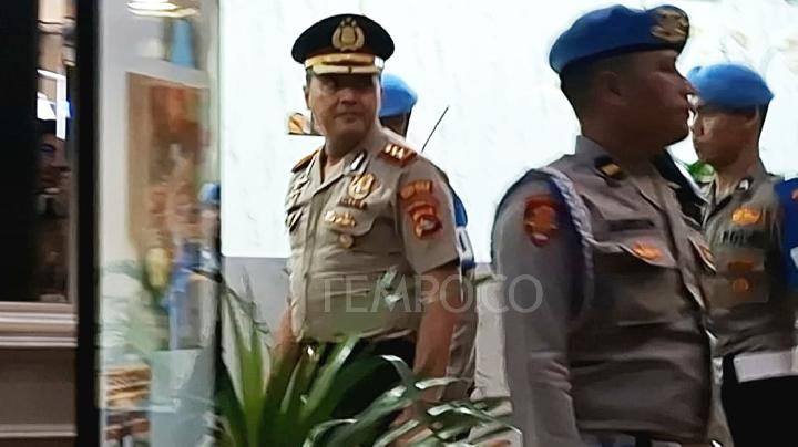 Kapolres Bima Terima Rp 28 M dari Bandar Narkoba – Aksara Lokal Kapolres Bima Terima Rp 2,8 M dari Bandar Narkoba