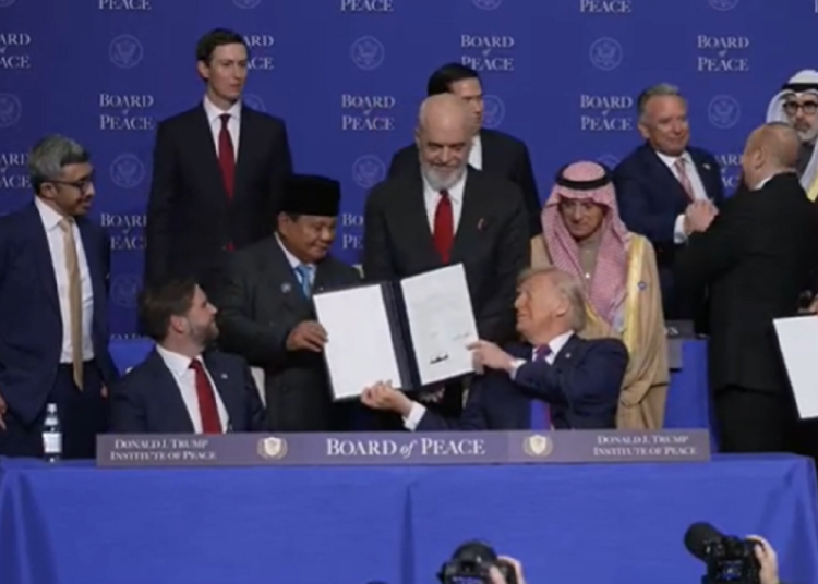 Trump ke Prabowo: Tak Mau Berkelahi, Canda di Dewan Perdamaian