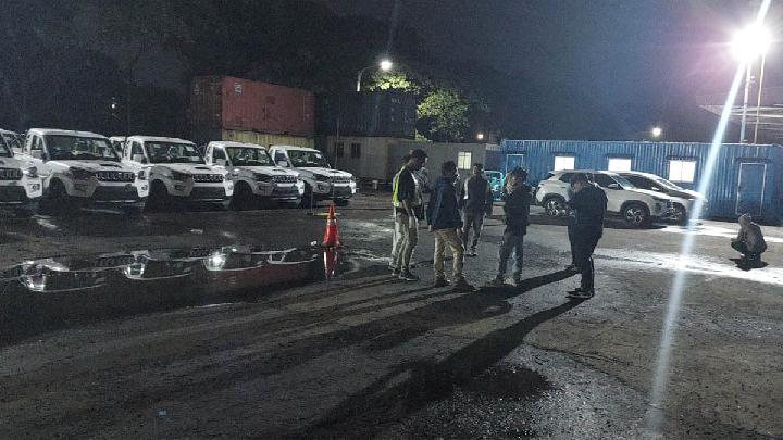 Kontroversi Impor Pikap India Untung atau Rugi Negara – Aksara Lokal Kontroversi Impor Pikap India: Untung atau Rugi Negara?