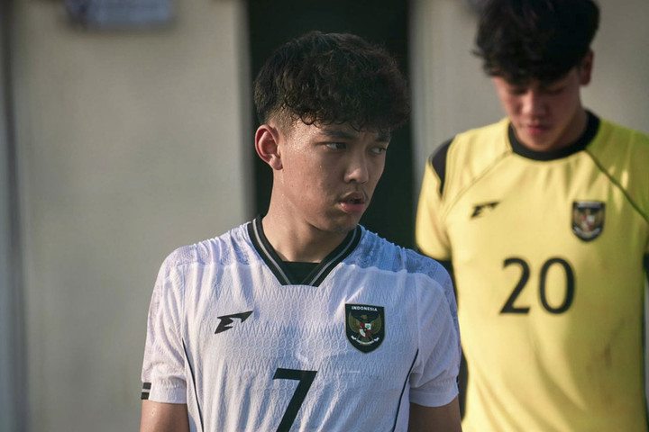 Eizar Tanjung Bangga Jadi Muslim Saat Ramadan di Sydney FC – Aksara Lokal Eizar Tanjung Bangga Jadi Muslim Saat Ramadan di Sydney FC