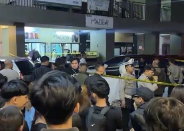 Saksi Lihat Korban di Lantai 15: Detik-detik Bunuh Diri Bandung