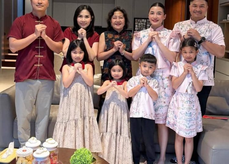 Imlek 2026: Rachel Vennya, Inara Rusli & Artis Mana Lagi?