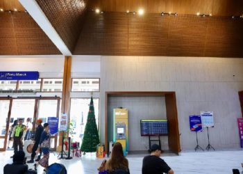 Imlek 2026: KAI Jember Meriahkan dengan Barongsai Spektakuler