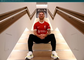 Ayah Mac Allister Kode Keras ke Man United Soal Transfer