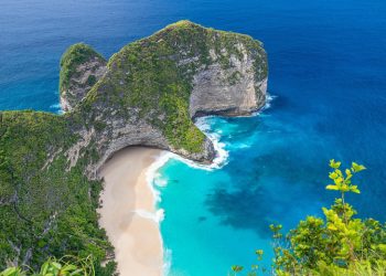 Indonesia Gelar Red Bull Cliff Diving World Series 2026