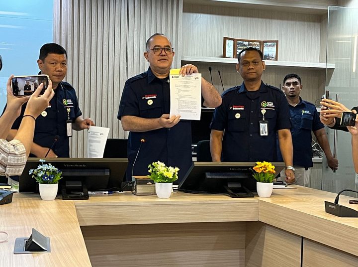 Dirut Agrinas siap tanggung risiko pembatalan kontrak impor mobil pikap