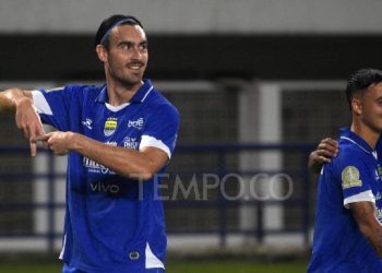 Persib Bandung Pesta Gol 5-0: Pelatih Ungkap Rahasia Kemenangan