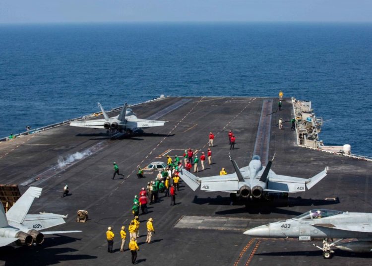 Iran Serang Kapal Induk AS: Balasan Militer Akan Datang