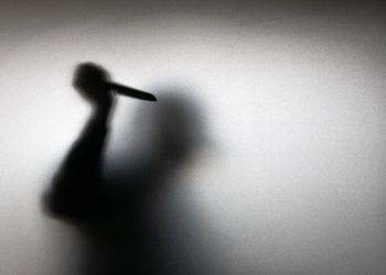 Ngeri! Debt Collector Tangerang Tusuk Pria Saat Tarik Paksa Mobil