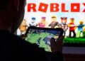 Roblox Aman atau Bahaya? Mengapa Pengembang Sarankan Pengawasan 24/7 di Tahun 2026