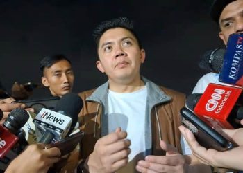 Monas Membiru: 100 Ribu Warga Serbu Pasar Murah Prabowo Rayakan Idulfitri 1447 H