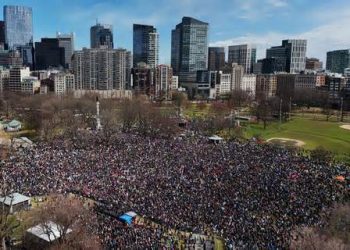 Gelombang Protes ‘No Kings’: Mengapa 8 Juta Warga AS Menentang Kepemimpinan Donald Trump di 2026?