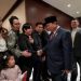 Antusiasme Diaspora di Jepang Sambut Prabowo: Momen Hangat Selfie dan Tanda Tangan Bersejarah