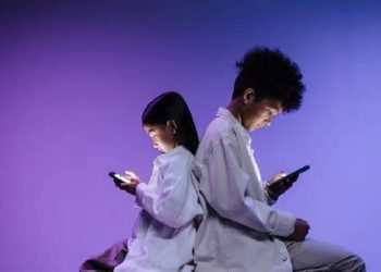 Mengawal Generasi Emas: Mengapa IDAI Dukung Pembatasan Media Sosial via PP Tunas di 2026?