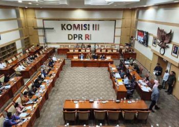 Mengawal Keadilan: DPR RI Intensifkan Rapat Kasus Penyiraman Air Keras Andrie Yunus