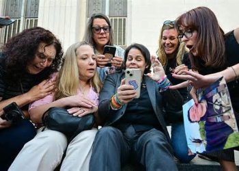 Sejarah Baru: Meta dan YouTube Wajib Bayar Rp100 Miliar Akibat Kecanduan Media Sosial