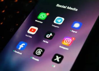 Meta & YouTube Dinyatakan Bersalah Bikin Remaja Kecanduan: Vonis Rp 101 Miliar Jadi Peringatan Global