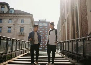 Terjebak ‘Academic Burnout’ atau Sekadar Insecure? Kenali Perbedaannya di Tahun 2026