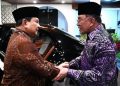 Sinergi Abadi Dua Pemimpin Serumpun: Momen Akrab Prabowo Antar Anwar Ibrahim Satu Mobil ke Halim