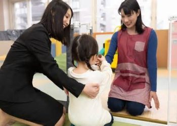 Menata Ulang Komunikasi Pendidikan: Strategi Kolaborasi Guru dan Orang Tua di Era 2026