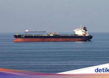 Mengapa Donald Trump Ingin Mengganti Nama Selat Hormuz Menjadi ‘Selat Trump’? Ini Analisis Lengkapnya!