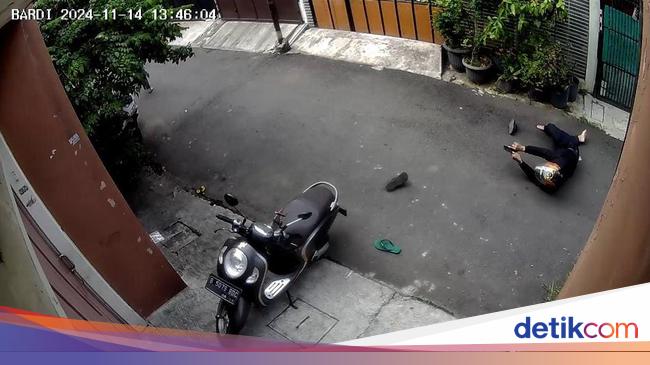 Viral Terekam CCTV Polisi Ringkus Komplotan Curanmor di Tanjung Duren – Aksara Lokal Viral Terekam CCTV, Polisi Ringkus Komplotan Curanmor di Tanjung Duren
